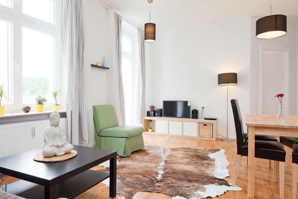 Apartment Uthman Berlin-Neukoelln Exterior foto
